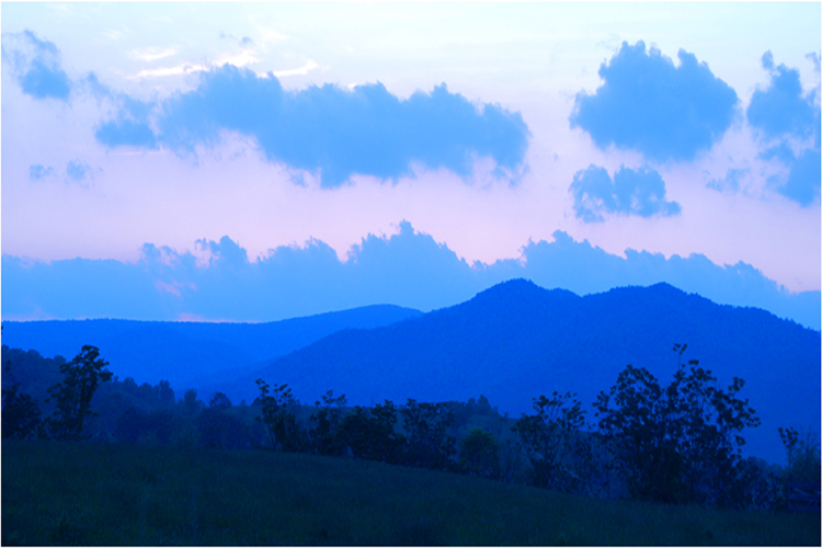 HONORABLE MENTION: Blue Mountains, Photography by Penny Parrish (December 2014/January 2015)